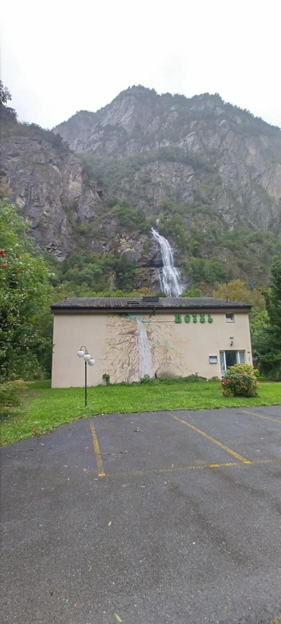 La Cascade Ξενοδοχείο Vernayaz Εξωτερικό φωτογραφία